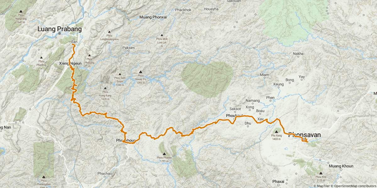 Day 4: Luang Prabang → Xieng Khouang province → Phonsavan. The mountain road across to the Plain of Jars.