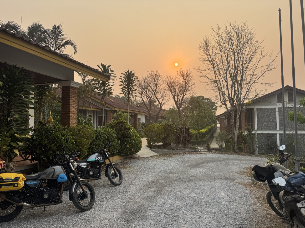 Both bikes lined up at the driveway. We were the first guests out.