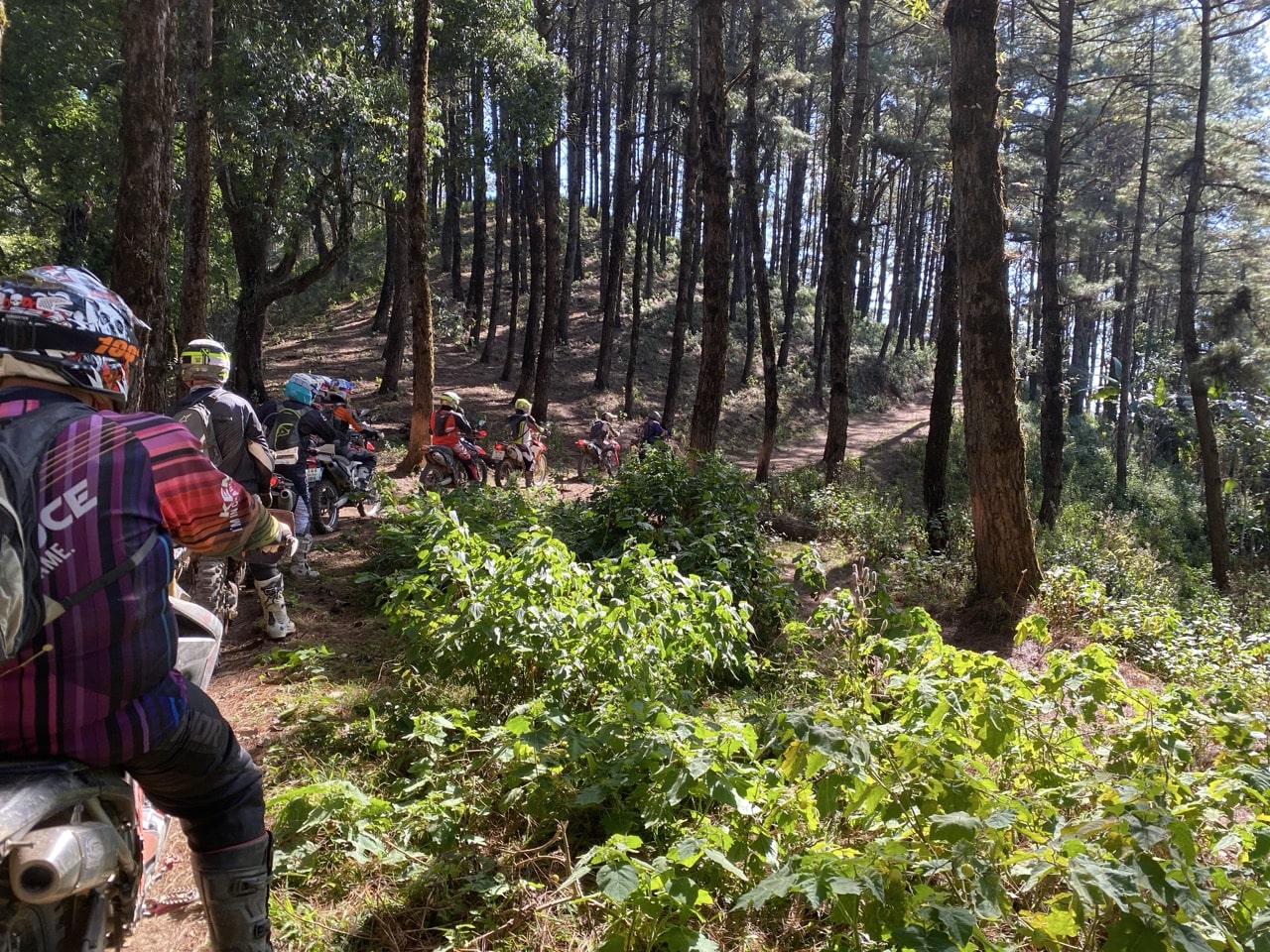 Mae Hong Son dirt biking