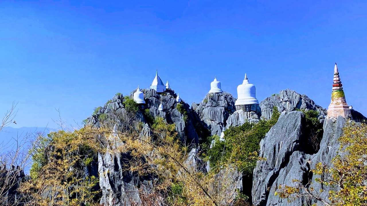Lampang dirt biking